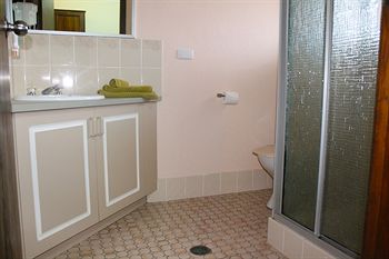 Colonial Motor Inn Lithgow - Accommodation Brunswick Heads 5