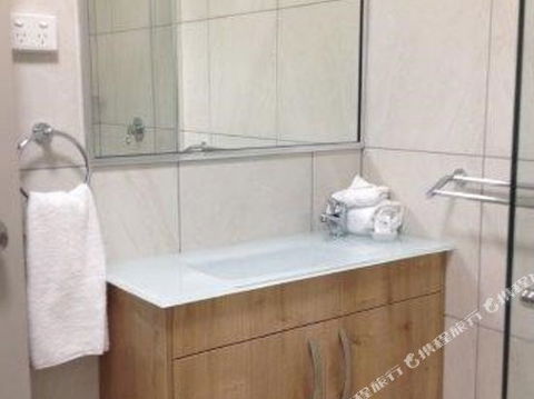 BEST WESTERN CASTLE LODGE MOTEL - Accommodation Brunswick Heads 3