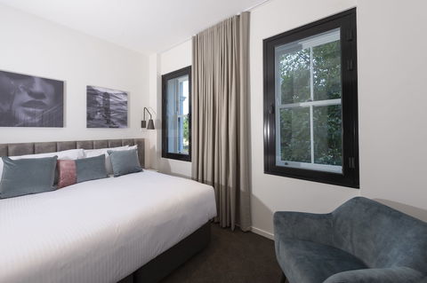 R Hotel Geelong - Accommodation Brunswick Heads 4