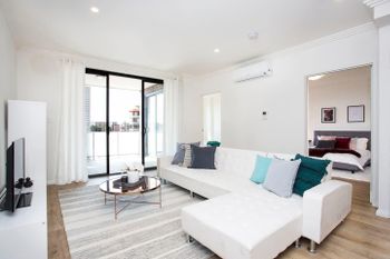Designer Executive Apartment + Parking Near Train - Accommodation Brunswick Heads 0