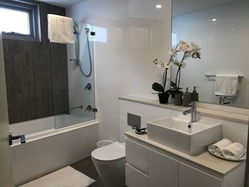LUXURY 3 BEDROOM APARTMENT SYDNEY - Accommodation Brunswick Heads 4