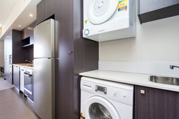 Executive Studio Inner City Apartment - Accommodation Brunswick Heads 5