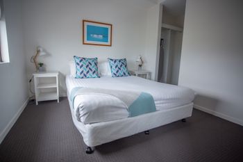 Watt Street 1 BR Apartment W Ocean Views - Accommodation Brunswick Heads 3