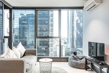 Zenith Melbourne Central - Accommodation Brunswick Heads 1