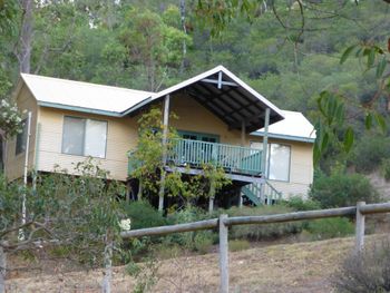 Nannup Valley Chalets - Accommodation Brunswick Heads 2