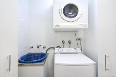 Astra Apartments Sydney Kent Street - Accommodation Brunswick Heads 2