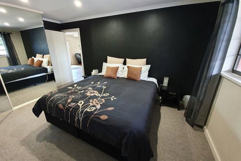 Under The Vines - Accommodation Brunswick Heads 2