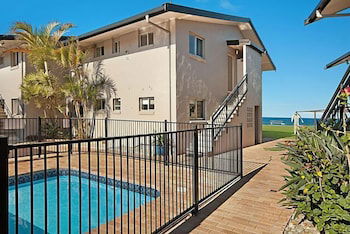 Lennox Head Beachfront Apartments - Accommodation Brunswick Heads 0