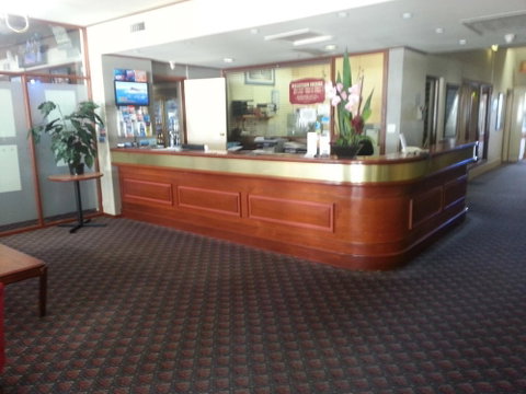 Grand Tasman Hotel - Accommodation Brunswick Heads 4