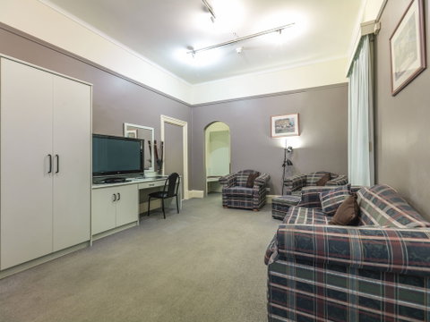 Grand Tasman Hotel - Accommodation Brunswick Heads 5