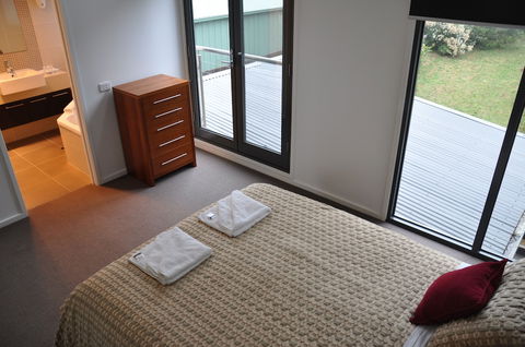 Apollo Bay Cottages - Accommodation Brunswick Heads 5