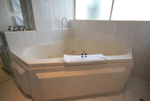 Hume Villa Motor Inn - Accommodation Brunswick Heads 3