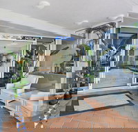 Beachside Resort - Kawana Waters - Accommodation Brunswick Heads