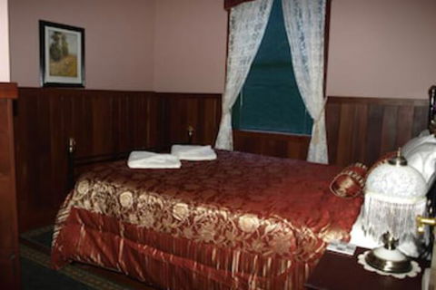 Pemberton Old Picture Theatre Holiday Apartments - Accommodation Brunswick Heads 4
