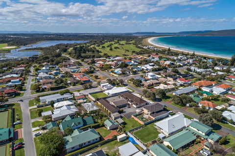 Albany Holiday Units - Accommodation Brunswick Heads 0