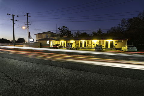 Bald Hills Motel - Accommodation Brunswick Heads 2