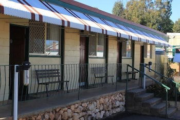 Peak Hill Golden Peak Budget Motel - Accommodation Brunswick Heads 0