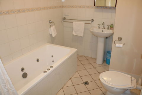 Settlers House York - Accommodation Brunswick Heads 5