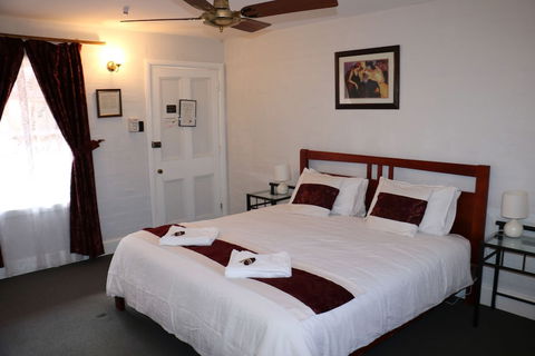 Settlers House York - Accommodation Brunswick Heads 3