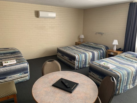 Wedderburn Goldseeker Motel - Accommodation Brunswick Heads 3
