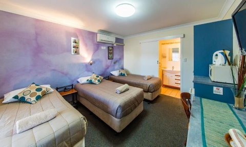 Kingaroy Country Motel - Accommodation Brunswick Heads 3