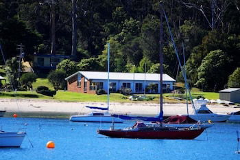 Quarantine Bay Beach Cottages - Accommodation Brunswick Heads 0