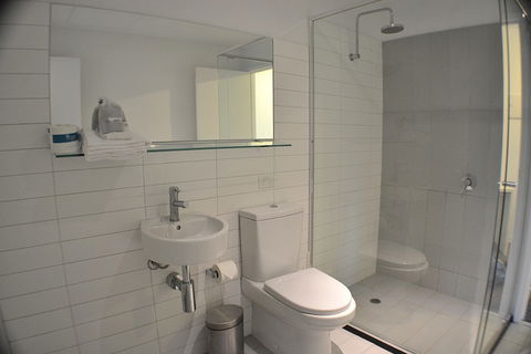 Royal Stays Apartments Docklands - Accommodation Brunswick Heads 5