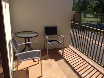 Emerald Executive Apartments - Accommodation Brunswick Heads 5