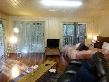 Treetops Accommodation Montville - Accommodation Brunswick Heads 2