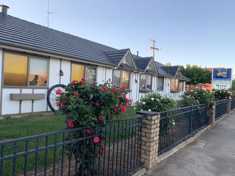 Tudor House Motel - Accommodation Brunswick Heads 3