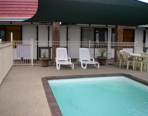 Tudor House Motel - Accommodation Brunswick Heads 4