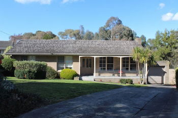 Australian Home Away At Doncaster Grange Park - Accommodation Brunswick Heads 6