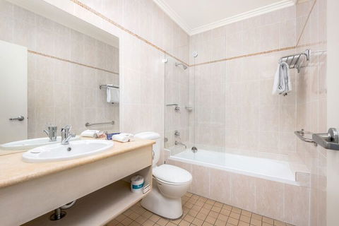 Hawkesbury Race Club Motel - Accommodation Brunswick Heads 5