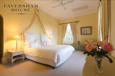 Faversham House - Accommodation Brunswick Heads 1