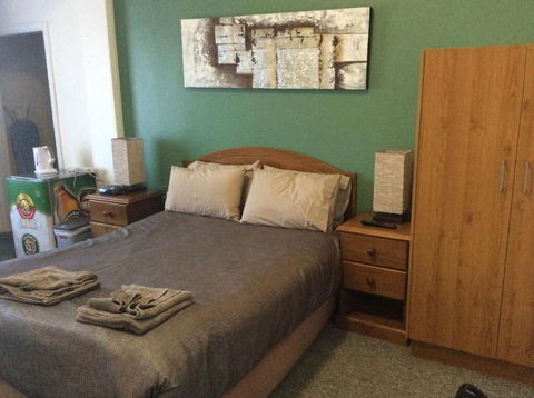 The New Whyalla Hotel - Accommodation Brunswick Heads 5