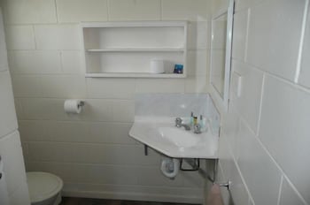 Ocean Breeze Units - Accommodation Brunswick Heads 2