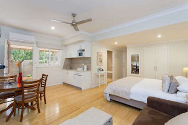 Chapel Hill QLD Accommodation Brunswick Heads