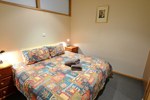 Falls Creek Country Club - Accommodation Brunswick Heads 0