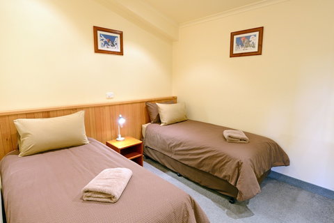 Falls Creek Country Club - Accommodation Brunswick Heads 1