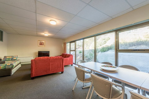 Falls Creek Country Club - Accommodation Brunswick Heads 2