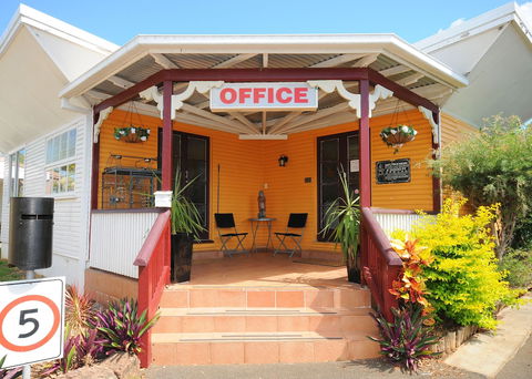 Ned Kelly's Motel - Accommodation Brunswick Heads 0