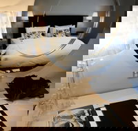 5 Rooms At The Stirling Hotel - Accommodation Brunswick Heads