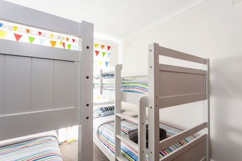 Beachfront Cottages Torquay - Accommodation Brunswick Heads 5