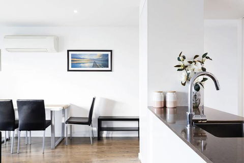 RNR Serviced Apartments North Melbourne - Accommodation Brunswick Heads 4