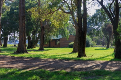Dunsborough Rail Carriages & Farm Cottages - Accommodation Brunswick Heads 1