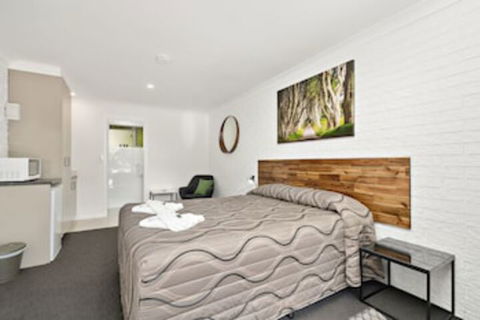 Beachmere Palms Motel - Accommodation Brunswick Heads 0