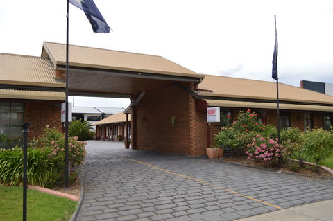 The Cottage Motor Inn Albury - Accommodation Brunswick Heads 4