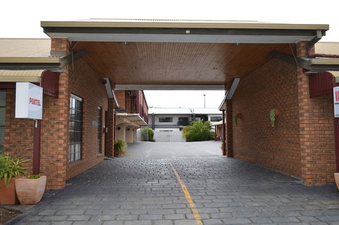 The Cottage Motor Inn Albury - Accommodation Brunswick Heads 2