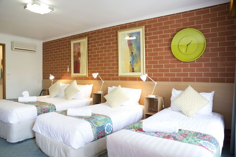 Yackandandah Motor Inn - Accommodation Brunswick Heads 4