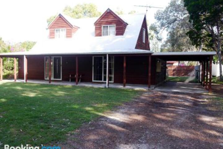 Amity Point QLD Accommodation Brunswick Heads
